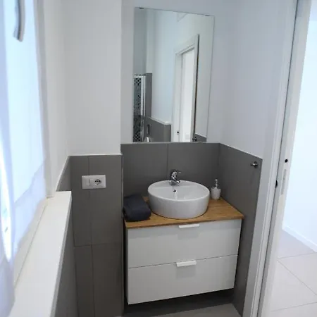 San Martino House: Bright And Central! Lejlighed Milano