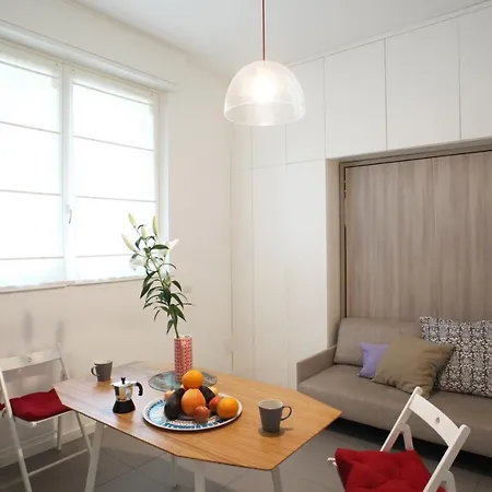 San Martino House: Bright And Central! Milano